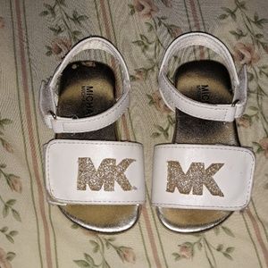 Mk.slippers